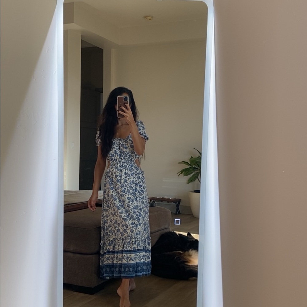 Elegant Blue Floral Maxi Dress